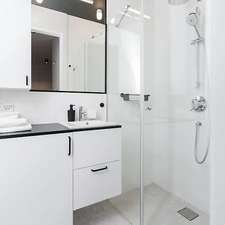 Close-golden - Mennica Residence, 1-bedroom In Center # 140 דירה