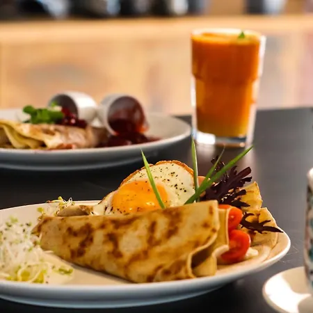 Close-golden - Mennica Residence, 1-bedroom In Center # 140 דירה ורשה